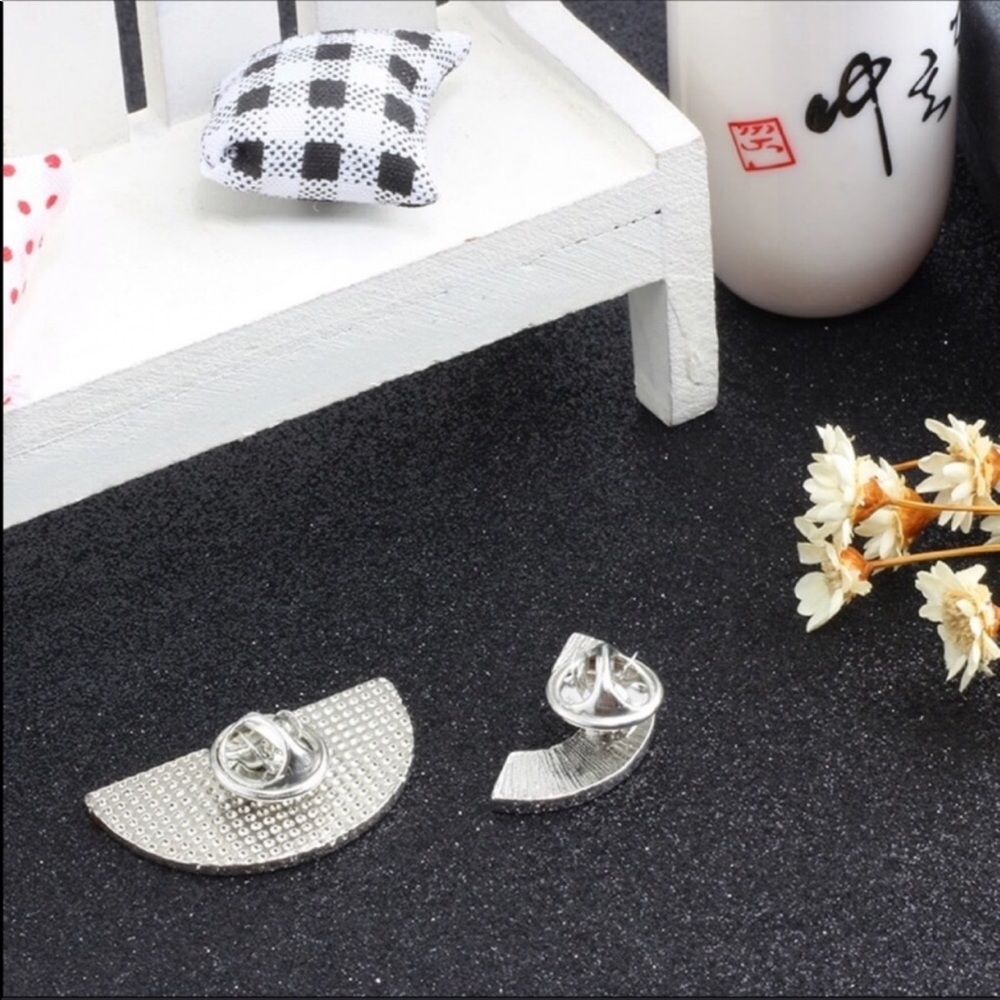 SET OF 2 RAINBOW ENAMEL PIN SET - Picture 3 of 4